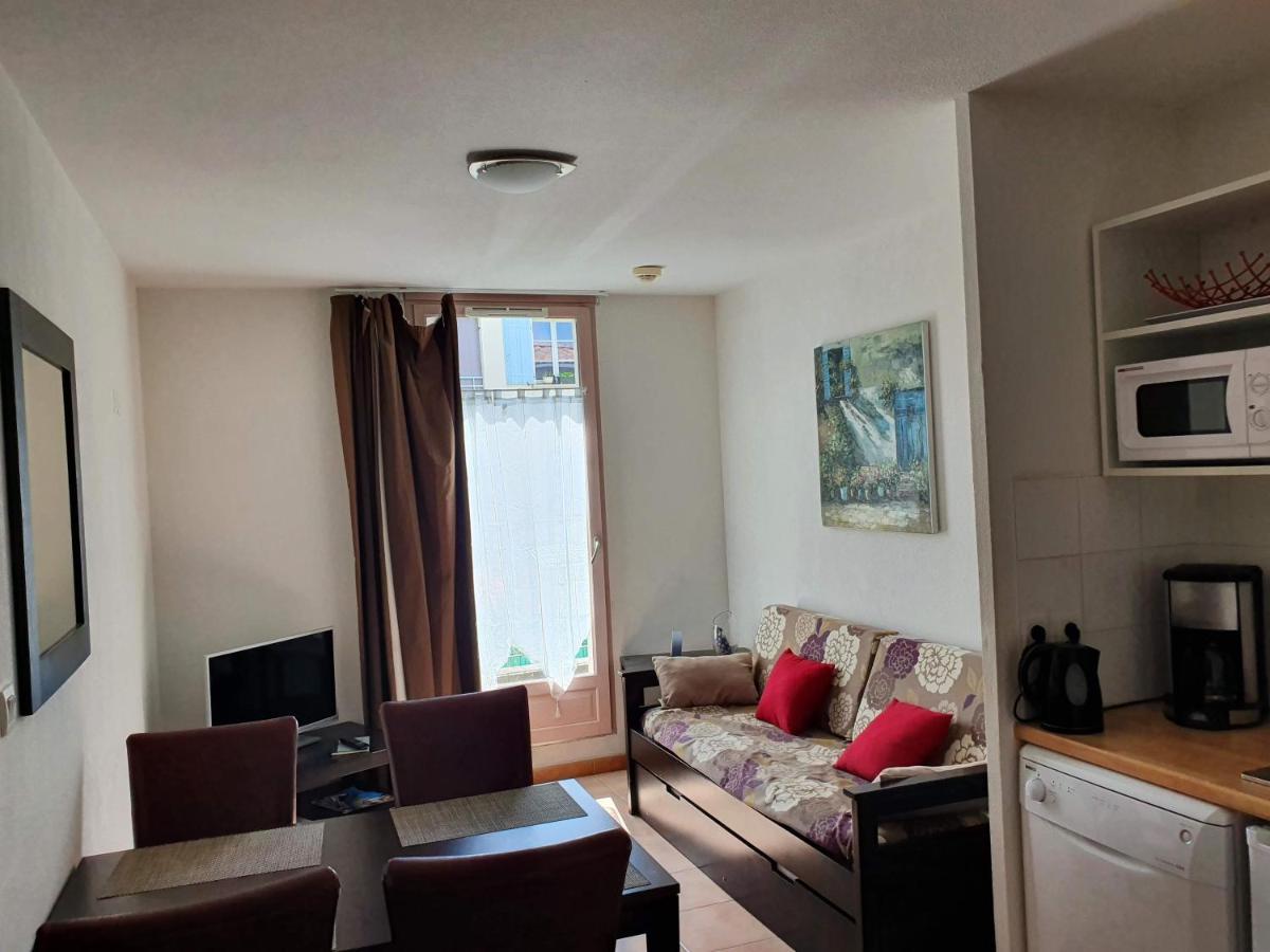 Joli Appartement T2 Dans Residence Avec Piscine, Hammam Et Parking Gratuits Carcassone Exterior photo