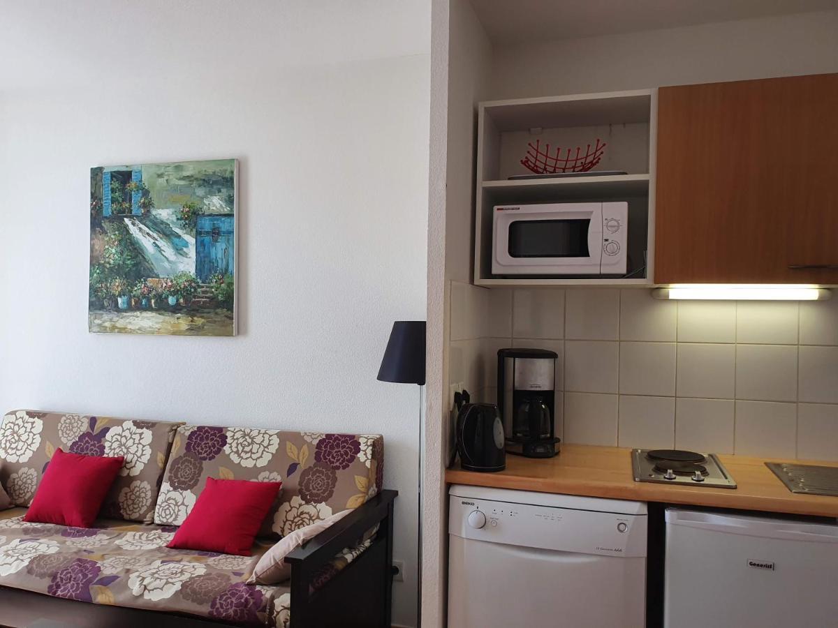 Joli Appartement T2 Dans Residence Avec Piscine, Hammam Et Parking Gratuits Carcassone Exterior photo