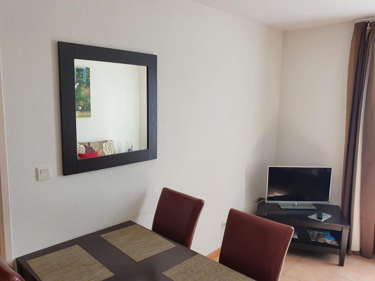 Joli Appartement T2 Dans Residence Avec Piscine, Hammam Et Parking Gratuits Carcassone Exterior photo